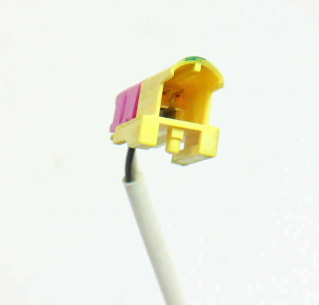 RH Front Seatbelt Seat Belt 01-05 VW Jetta Golf MK4 - Black - 1J4 857 706 T