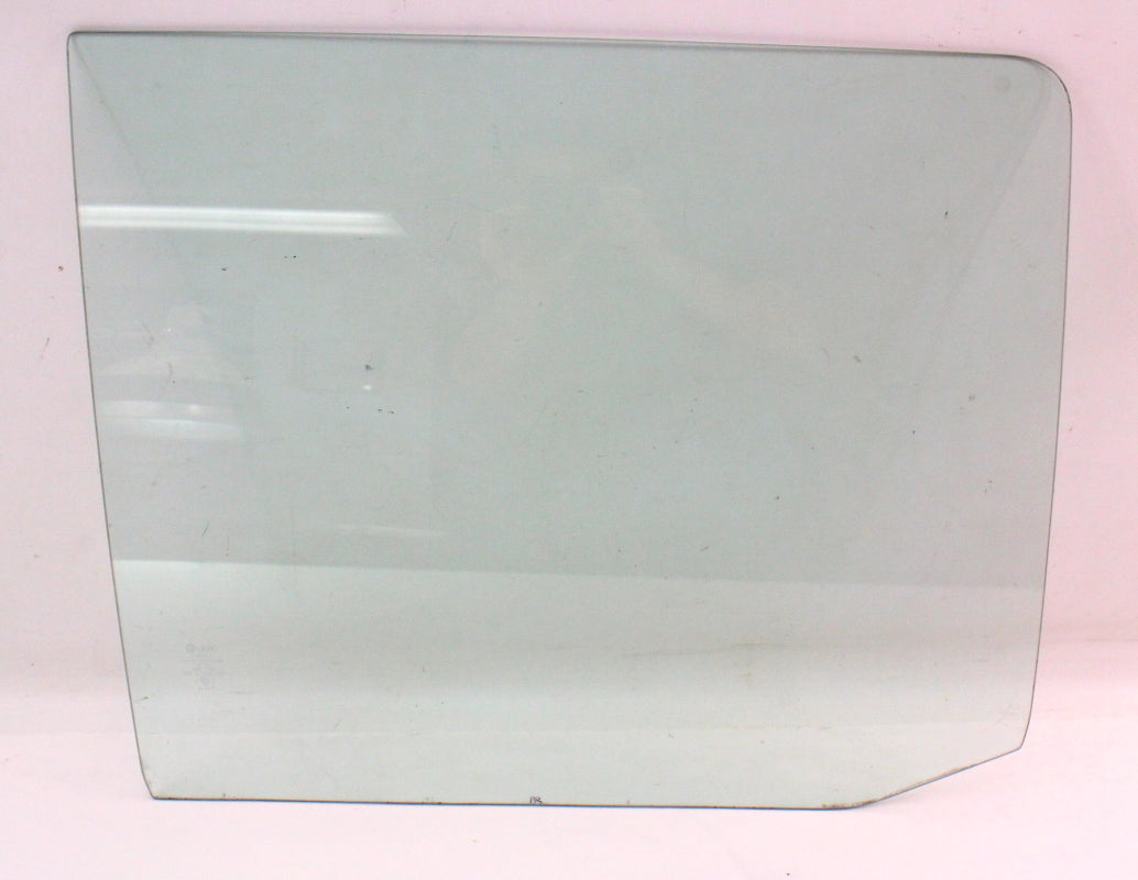 RH Rear Window Glass Exterior Side Door 75-84 VW Rabbit Jetta Mk1 . Genuine