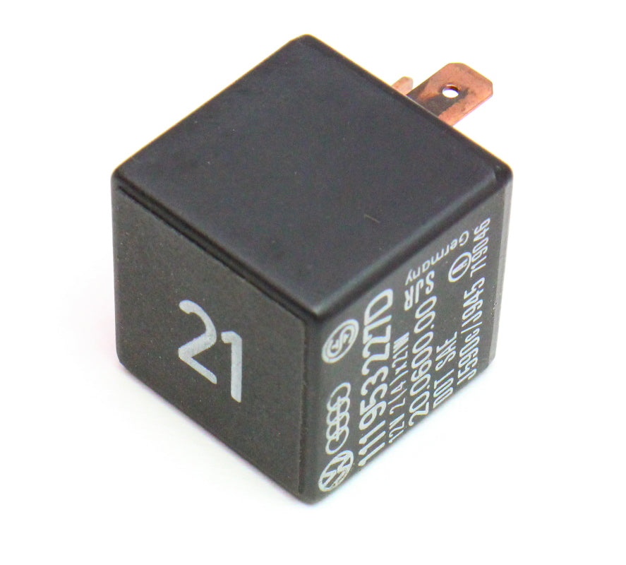 Turn Signal Relay 21 VW Audi  Jetta Golf Passat Vanagon Cabriolet 111 953 227 D