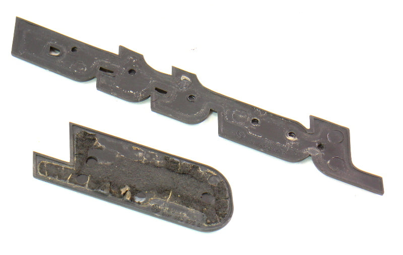 Trunk Emblems Badges VW Jetta GL MK3 - Genuine - 1HM 853 687 AC