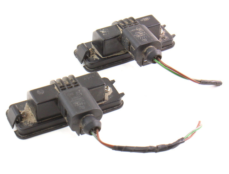 License Plate Light Lamps 99-05 VW Golf GTI MK4 06-10 Beetle - 1J6 943 021 B