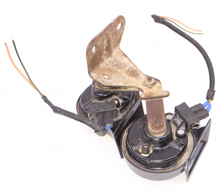 High & Low Tone Horn Set 98-01 VW Beetle Klaxon TR99 & Bracket - Genuine