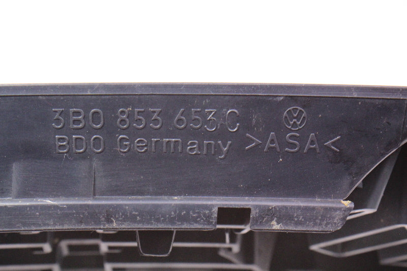 Front Grill & Emblem 98-01 VW Passat B5 Grille ~ Genuine ~ 3B0 853 653 C