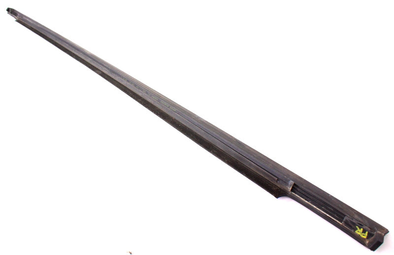 RH Rear Black Door Window Seal Scraper Trim Molding 98-01 VW Passat B5 - Genuine