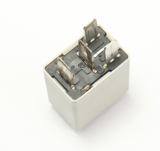 Relay # 449 VW Audi Passat Jetta Golf A4 A6 - Genuine - 1K0 951 253