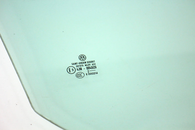 RH Front Side Window Exterior Door Glass 11-18 VW Jetta Sedan MK6 - Genuine