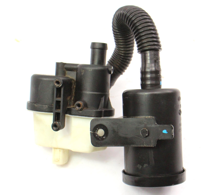 Fuel Vapor Leak Detection Pump VW Jetta GTI MK6 Beetle Passat A3 Q3 -7L0 906 243 A