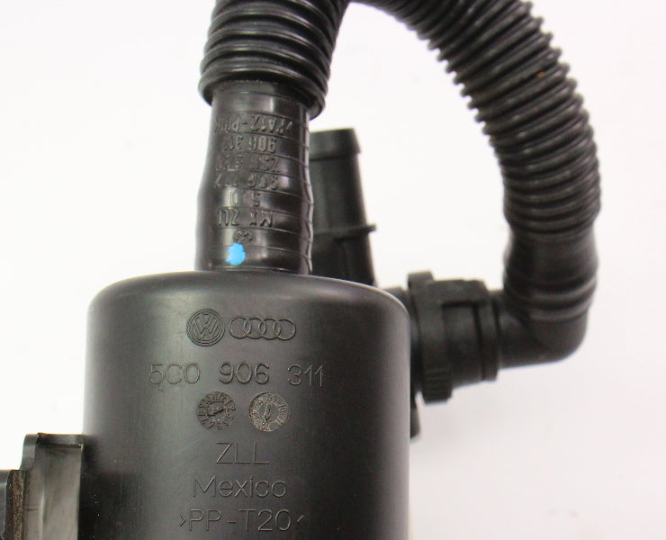 Fuel Vapor Leak Detection Pump VW Jetta GTI MK6 Beetle Passat A3 Q3 7L0 906 243