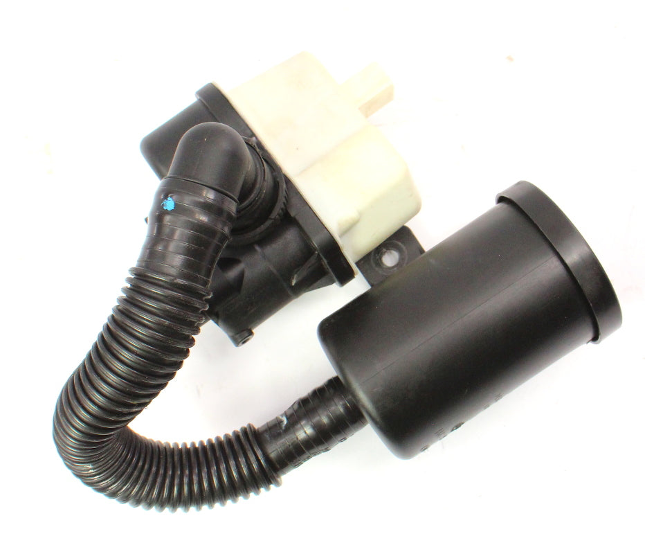 Fuel Vapor Leak Detection Pump VW Jetta GTI MK6 Beetle Passat A3 Q3 -7L0 906 243 A