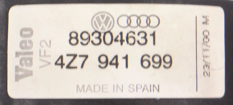 LH Front Fog Light Lamp 01-04 Audi Allroad - Genuine - 4Z7 941 699