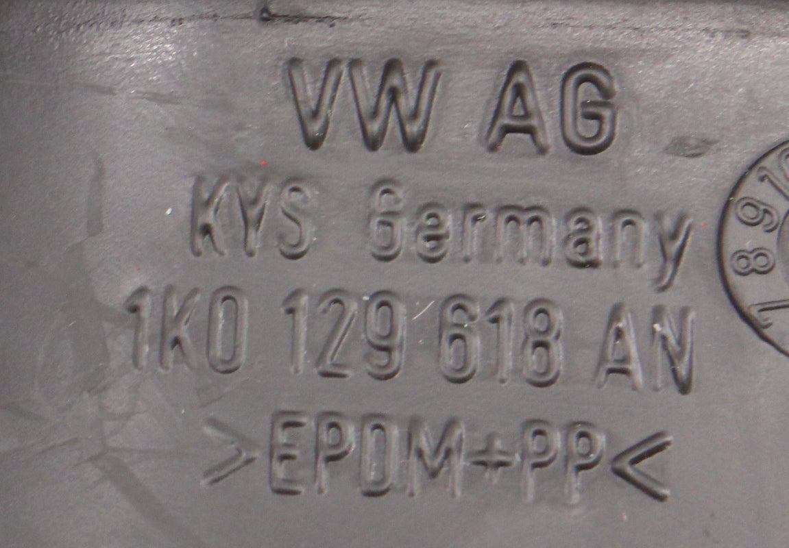 Air Intake Pipe Tube Hose VW Jetta MK6 Passat B6 2.0T CBFA CCTA - 1K0 129 618 AN