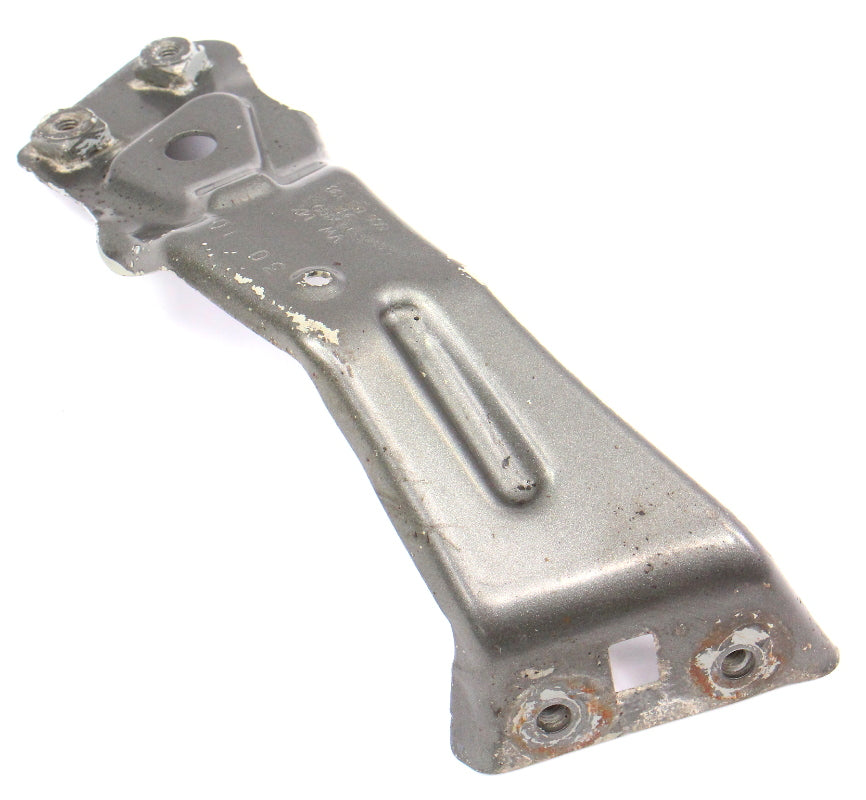 RH Fender Support Mount Bracket 11-18 VW Jetta MK6 LD7X - Genuine - 5C6 821 138