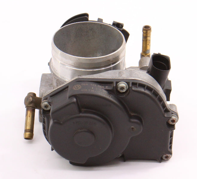 Throttle Body 99-01 VW Jetta Golf Beetle MK4 2.0 AEG - Genuine - 06A 133 066 E