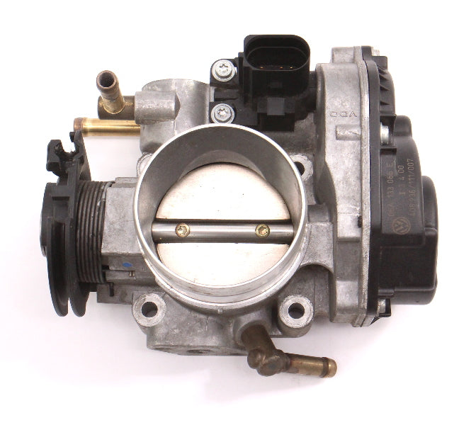 Throttle Body 99-01 VW Jetta Golf Beetle MK4 2.0 AEG - Genuine - 06A 133 066 E