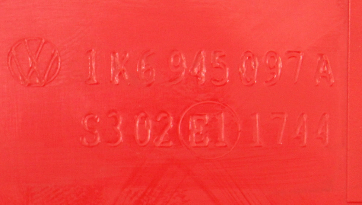 Third Center Brake Light VW Jetta Sportwagen Tiguan ~ Genuine ~ 1K6 945 097 A