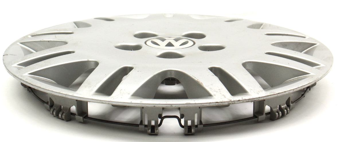 Genuine VW Hub Cap Wheel Cover 05-10 VW Rabbit Jetta MK5 - 1KM 601 147