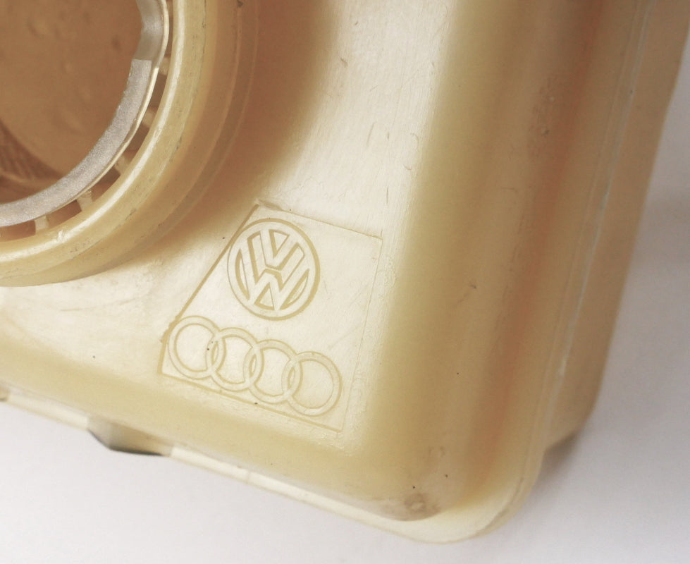 Brake Master Cylinder Fluid Reservoir Tank 99-05 VW Jetta Golf GTI MK4 Beetle MT