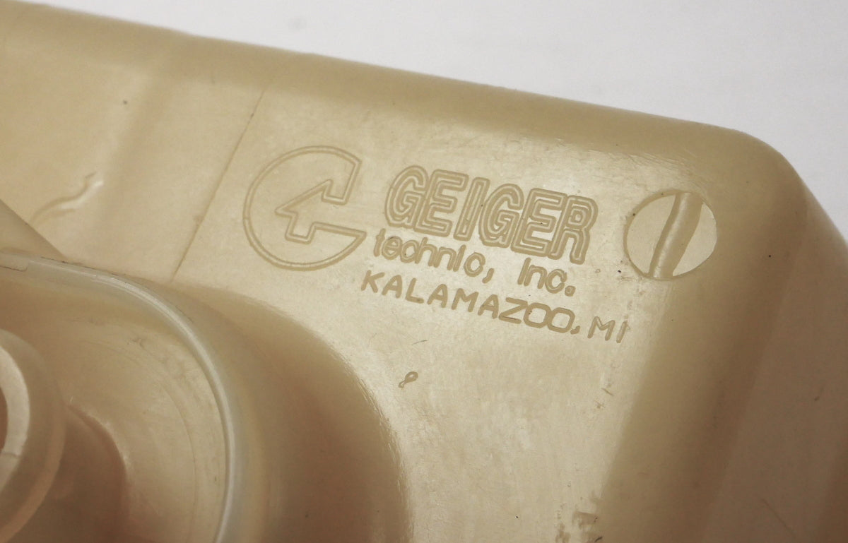 Brake Master Cylinder Fluid Reservoir Tank 99-05 VW Jetta Golf GTI MK4 Beetle MT