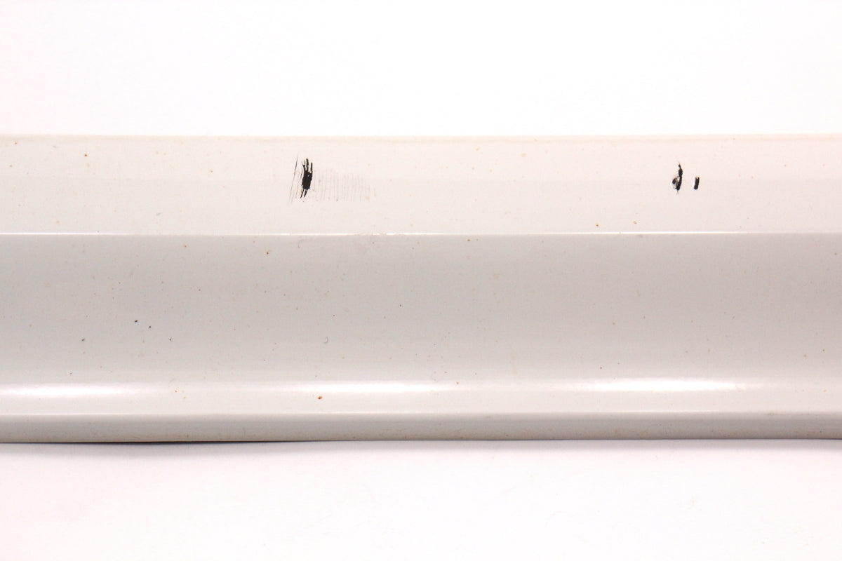 RH Front Door Molding Trim 95-97 VW Passat B4 LB9A White - 3A0 853 516 A