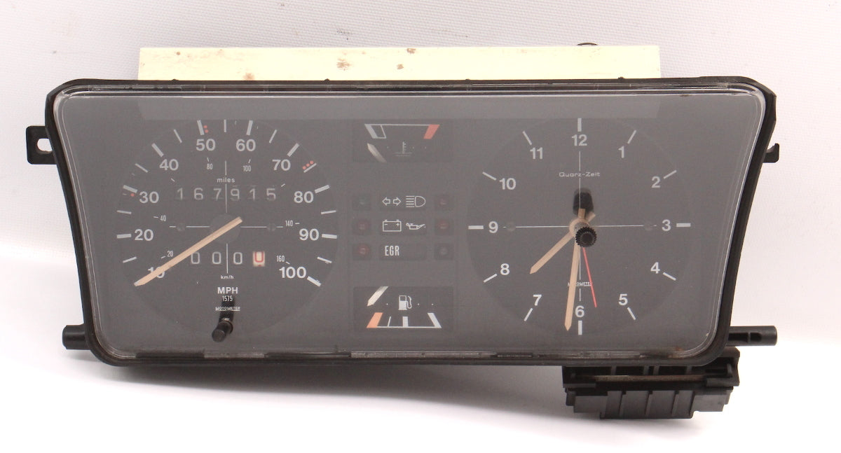 Gauge Instrument Cluster 1977 VW Dasher Speedometer MotoMeter 1575