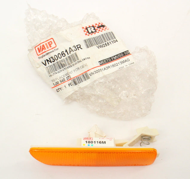 NOS RH Bumper Side Marker Light 99-05 VW Jetta Golf GTI Mk4 - 1JM 945 072