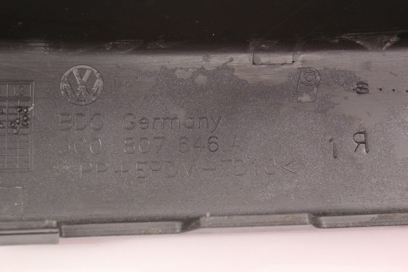 RH Front Bumper Trim Filler Panel 06-10 VW Passat B6 LC9X Black - 3C0 807 646 A