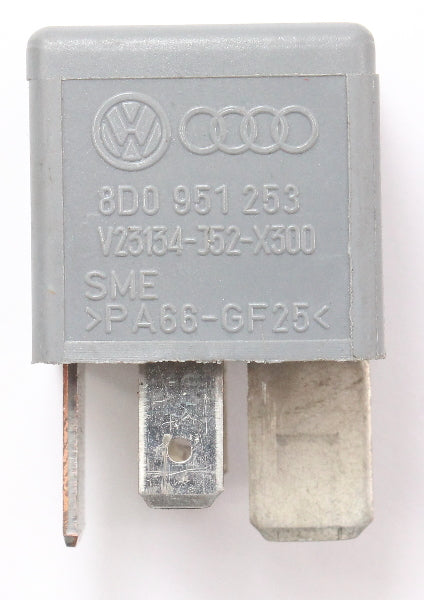 2x Fan Relay # 370 VW Passat Jetta Golf GTI Cabrio Beetle Audi A4 A6 8D0 951 253