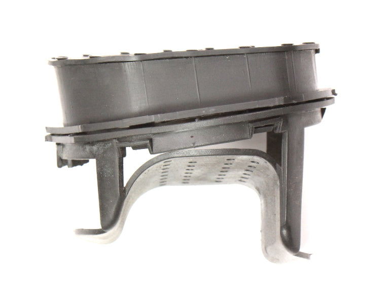 Fender Air Intake Snorkel Screen 93-99 VW Jetta Golf GTI Cabrio MK3 1H0 129 954