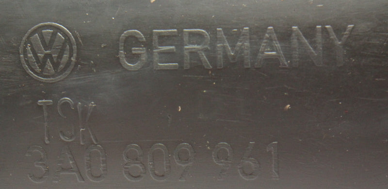 LH Front Splash Guard Wheel Liner 95-97 VW Passat B4 - Genuine - 3A0 809 961