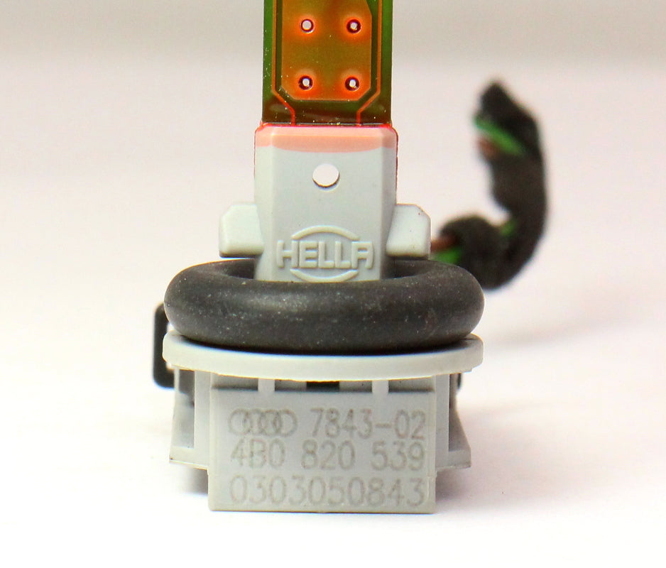 AC Heater Box Temp Sensor VW Jetta Golf Rabbit MK5 Passat B6 Touareg 4B0 820 539