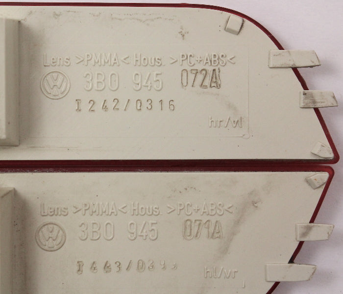 RH & LH Rear Bumper Side Marker Lights 01-05 VW Passat B5.5 3B0 945 072 / 071 A