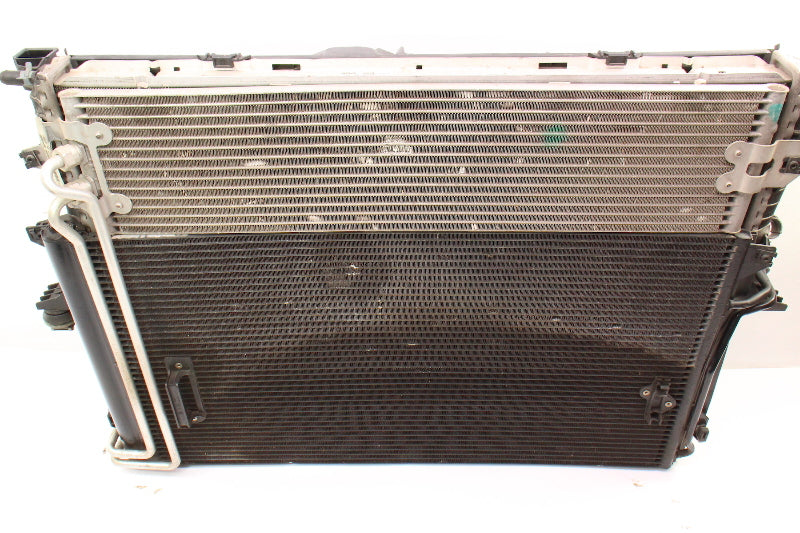 Radiator Fan Condenser Shroud Assembly 04-10 VW Touareg 4.2 - 7L0 121 253