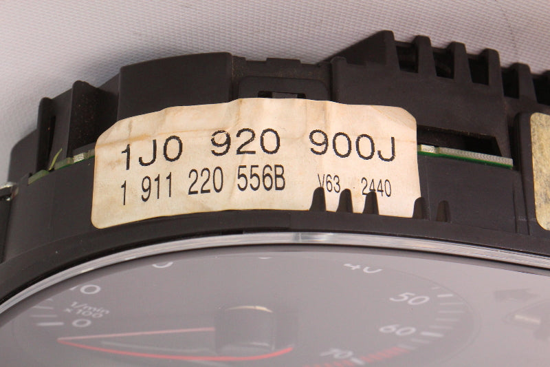 Gauge Instrument Cluster Speedometer 2001 01 VW Jetta - 1J0 920 900 J