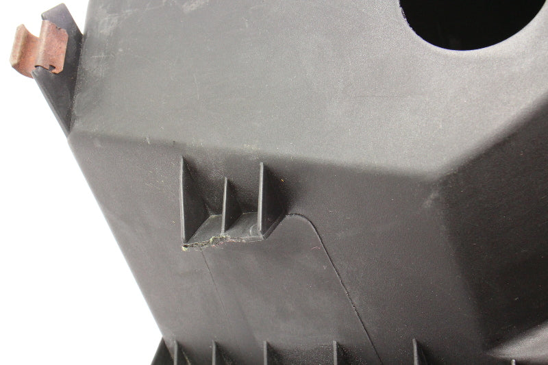 Air Intake Filter Housing Box 01-05 VW Passat B5.5 1.8T AWM - 3B0 133 837 E