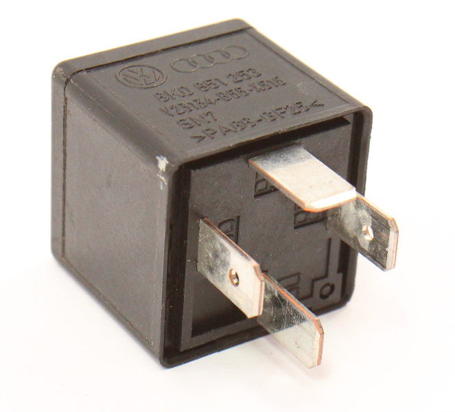 Relay 643 09-16 VW Audi A4 S4 B8 A5 S5 Q5 - Genuine - 8K0 951 253