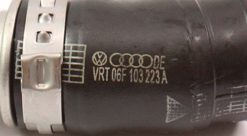 Turbo PCV Breather Line VW Jetta GLI GTI MK5 Passat B6 Audi 2.0T ~ 06F 103 215 A