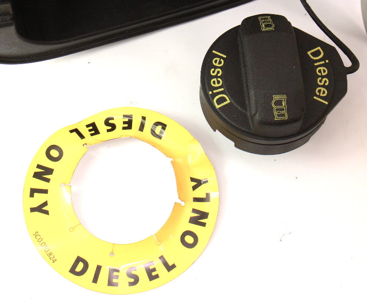 Gas Fuel Door Cap Cover Assembly 09-14 VW Jetta Sportwagen TDI LR7L 1K9 809 857