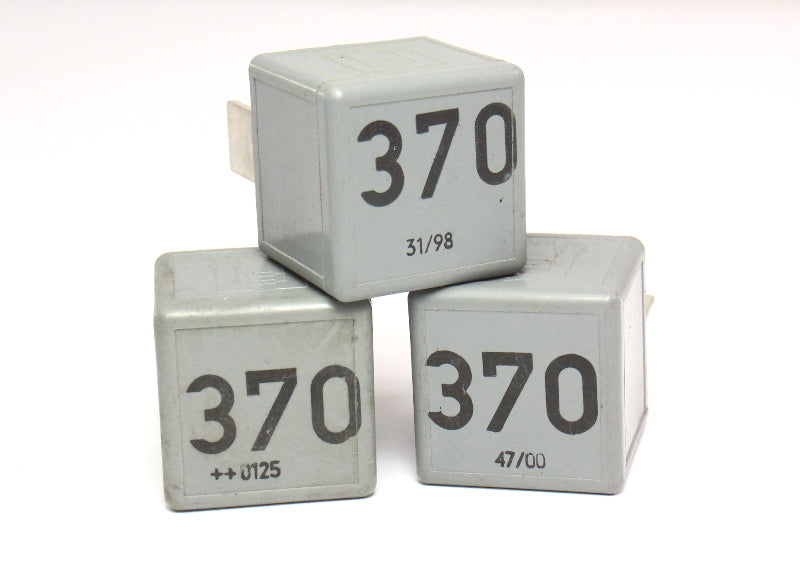 3x Fan Relay # 370 VW Passat Jetta Golf GTI Cabrio Audi A4 A6 ~ 8D0 951 253