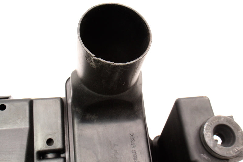 Engine Cover Air Intake Filter Box 2.5 05-08 VW Jetta Rabbit MK5 ~ 07K 129 601 C