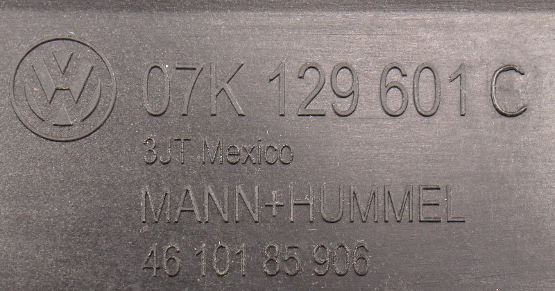 Engine Cover Air Intake Filter Box 2.5 05-08 VW Jetta Rabbit MK5 ~ 07K 129 601 C