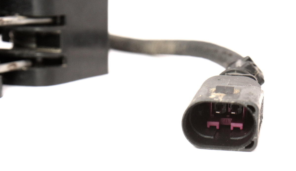 Lower Hood Latch Receiver 05-10 VW Rabbit GTI Jetta MK5 Genuine . 1K1 823 509 E