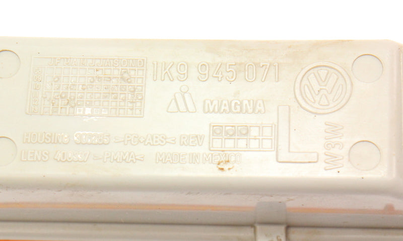 LH Bumper Side Light 10-14 VW Jetta Sportwagen Mk6 ~ Genuine ~ 1K9 945 071