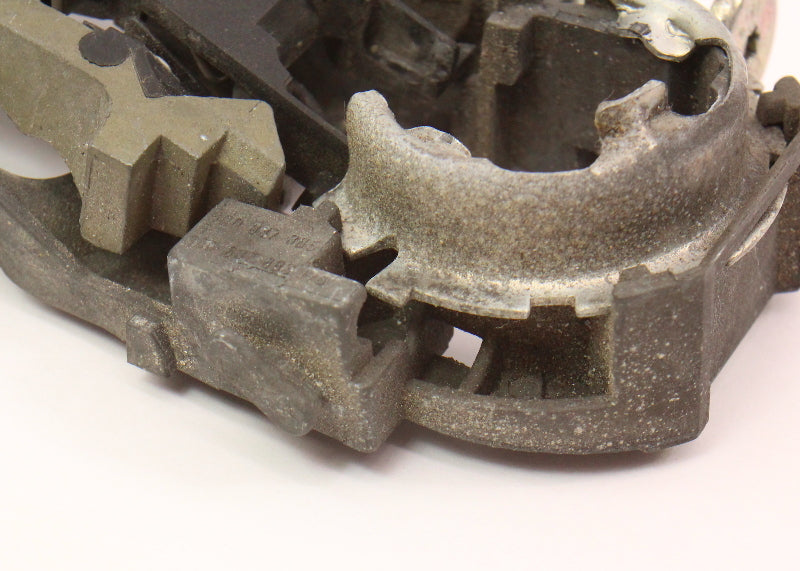 LH Exterior Door Handle Bracket 99-05 VW Jetta Golf Mk4 Passat - 3B0 837 885 F/G