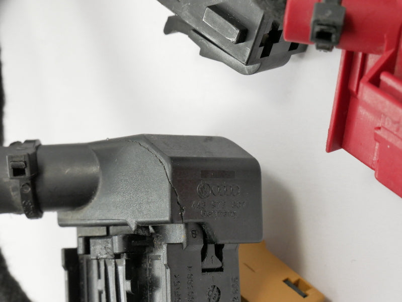 Climate Control Wiring Plugs Pigtails 02-08 Audi A4 S4 B6 B7 Genuine 443 972 807