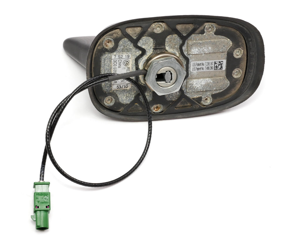 Shark Fin Roof Antenna VW Jetta Passat Tiguan Touareg ~ Genuine ~ 3C0 035 507 R