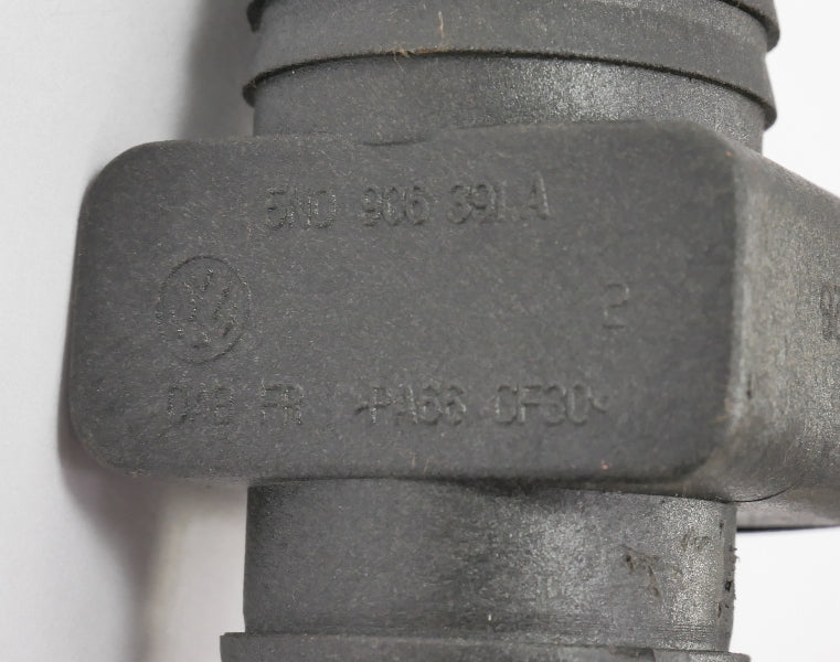 Air Intake Hose Coupling Adaptor 09-16 VW Jetta Golf MK6 A3 TDI - 5N0 906 391 A