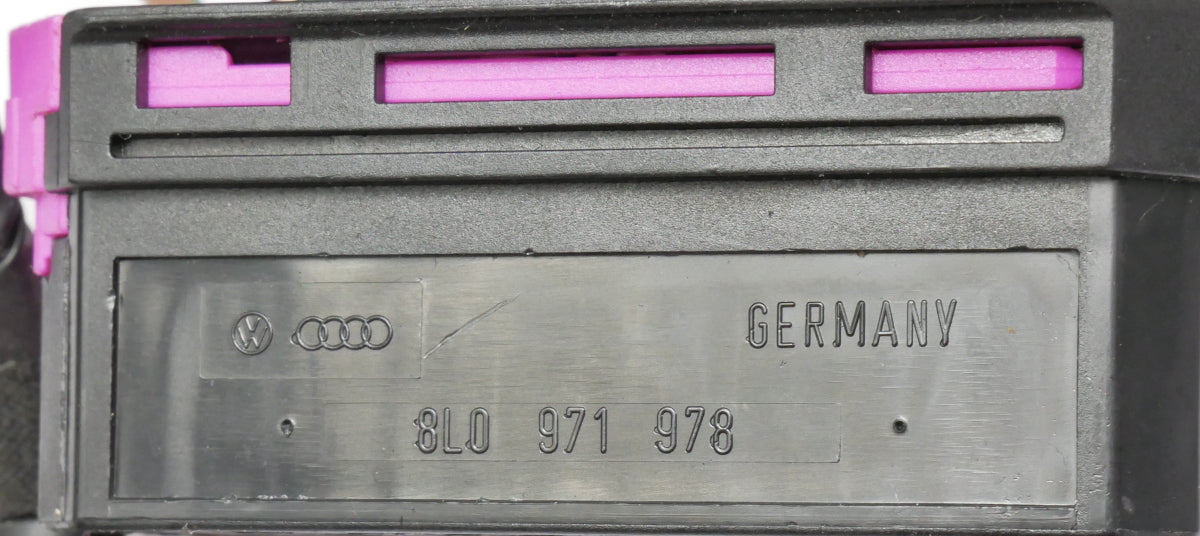 Steering Column Switch Wiring Plugs Pigtails 99-05 VW Jetta GTI MK4 - Genuine -