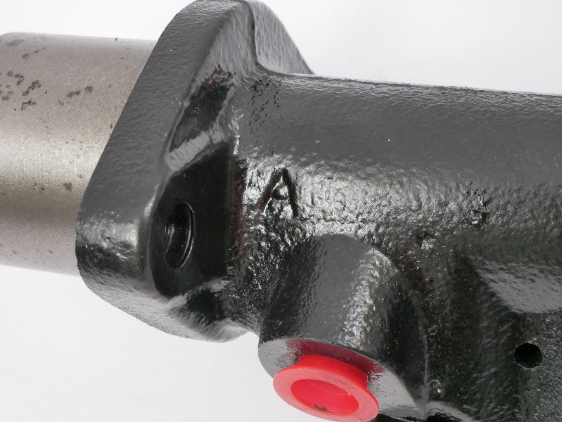Non-ABS Brake Master Cylinder 90-94 VW Passat B3 - Genuine