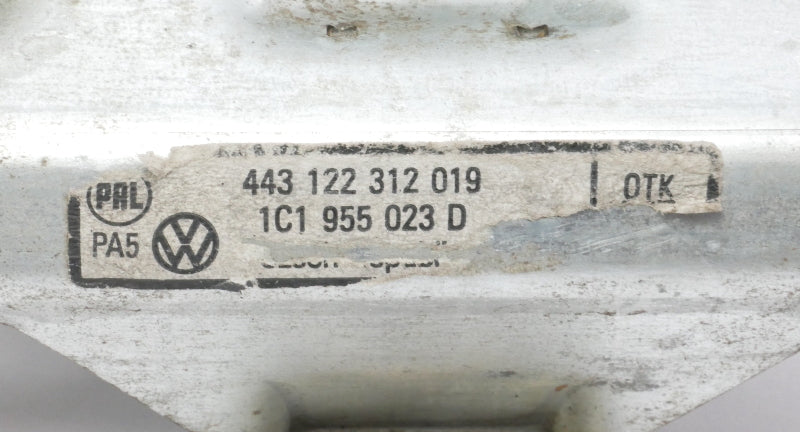 Windshield Wiper Motor & Transmission Linkage 03-10 VW Beetle - 1C1 955 023 D -