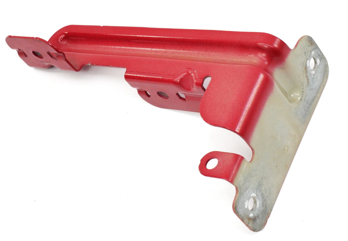 RH Front Fender Mount Bracket 06-10 VW Beetle Salsa Red Genuine - 1C0 805 072 D
